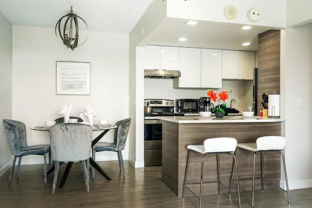 Short Term Rentals At The Park At Trowbridge Senior Community Southfield Exterior photo