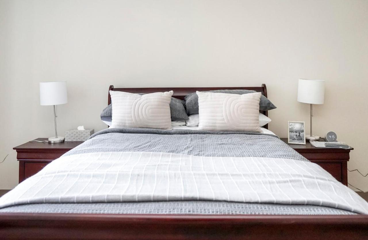 Short Term Rentals At The Park At Trowbridge Senior Community Southfield Exterior photo