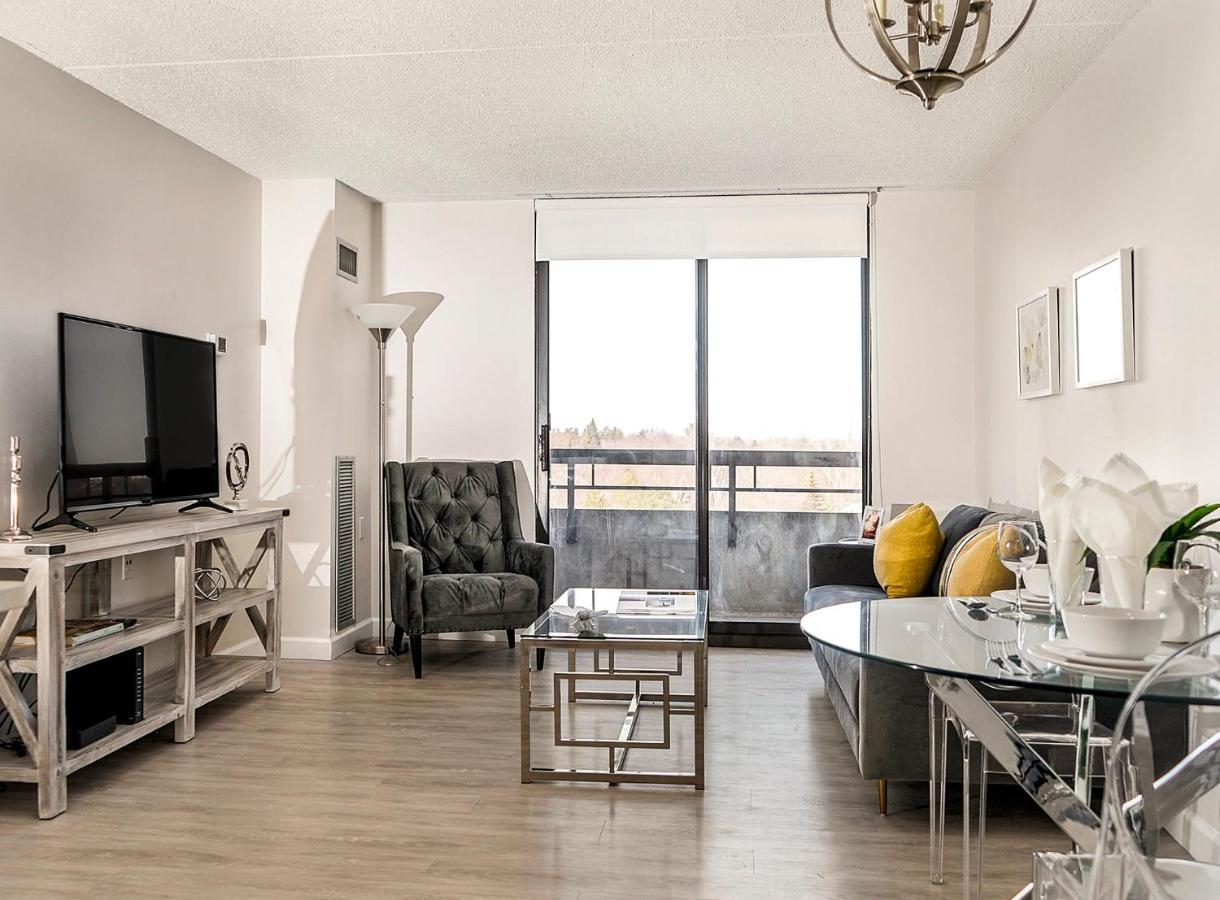 Short Term Rentals At The Park At Trowbridge Senior Community Southfield Exterior photo